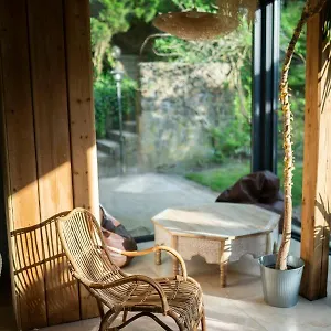 Blisshouse Luxurious Calm And Energetic Spot Near By Surrounded By The Forest Where Will Find Your Peace And Your People Pensjonat Kraków